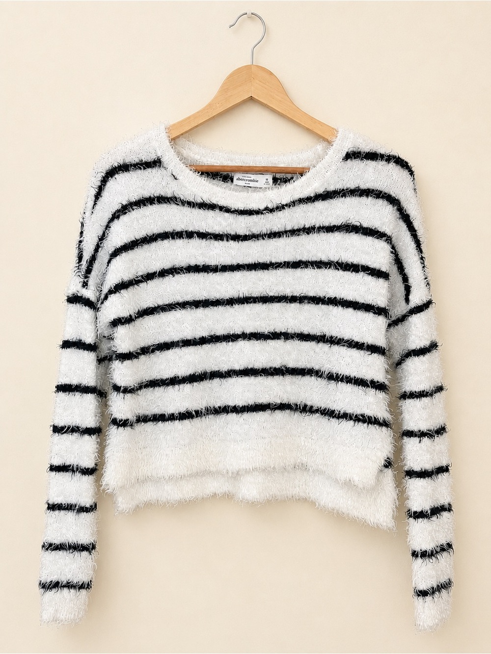 Abercrombie Kids Fuzzy Eyelash Striped Sweater Girls M Black White